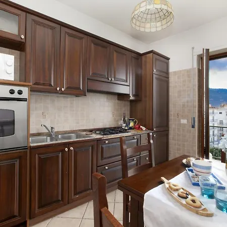 Estate4home- Maison Miramare Сорренто